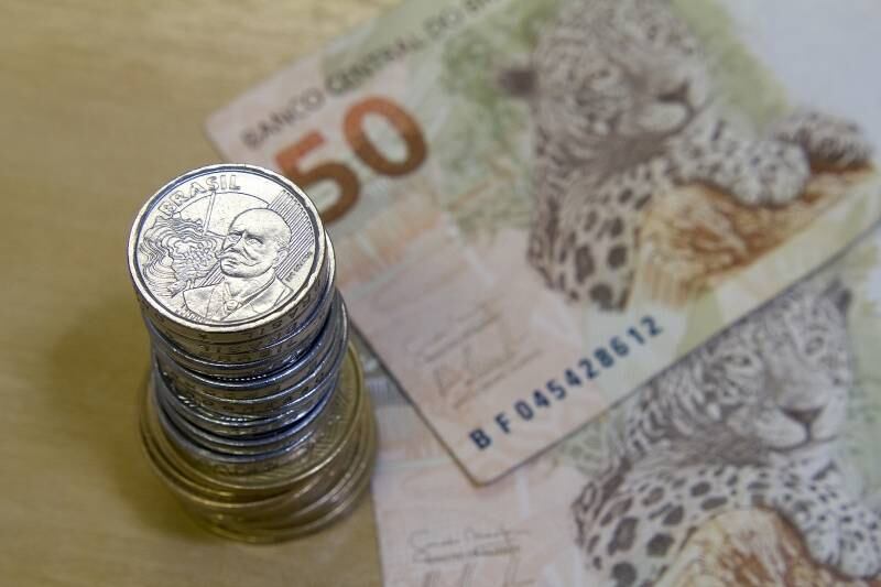 Se não quiser gastar, o melhor é investir no Tesouro Direto