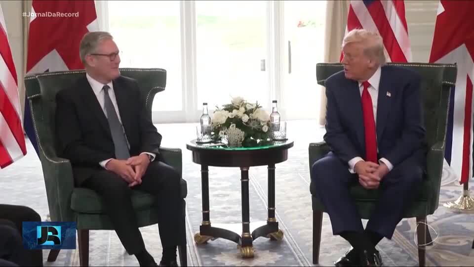 Donald Trump fecha acordo com a União Europeia