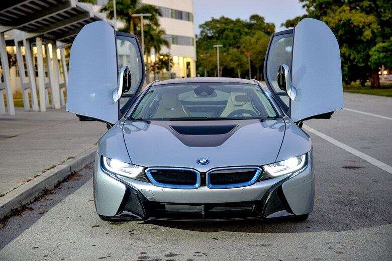 Mas isso só deverá acontecer lá para 2021 que, além de ter quase o dobro da potência do modelo atual, terá autonomia maior do que atual 25 km/h, no modo puramente elétrico