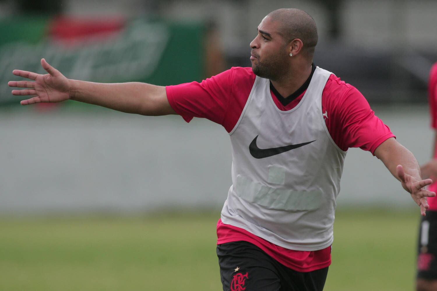 Adriano Imperador - Se aposentou da carreira de jogador de futebol. O último time que ele jogou foi o Miami United em 2016, no qual ele foi contratado depois de ficar dois anos em inatividade. Faz sucesso nas redes sociais