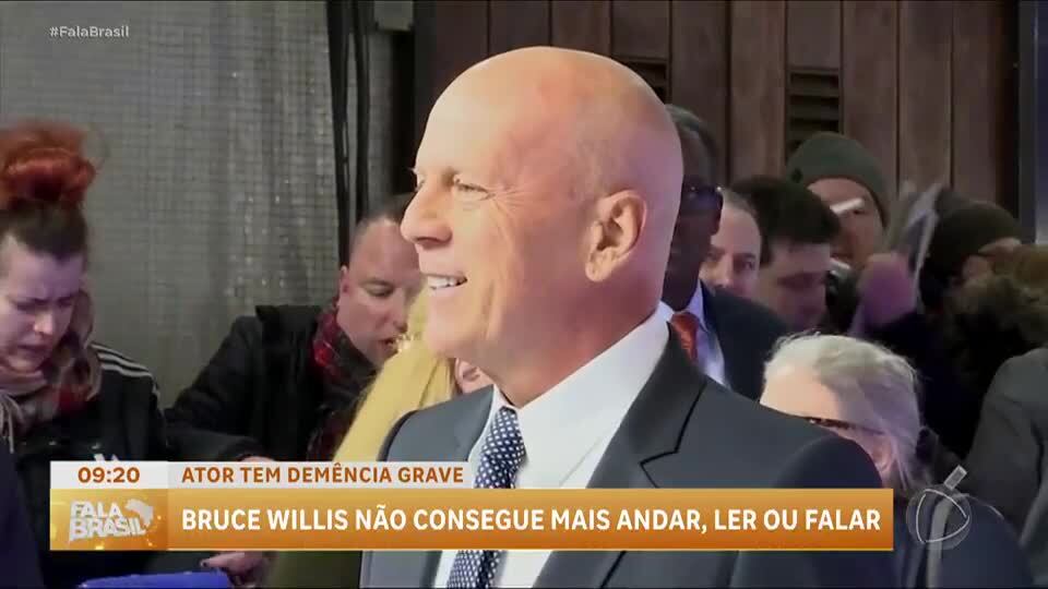 Com  demência avançada, Bruce Willis não consegue mais andar, falar ou ler