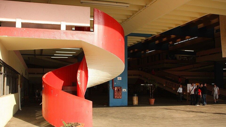 Prédio da Geografia e História na USP