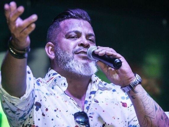 O cantor sertanejo Almir Mattias