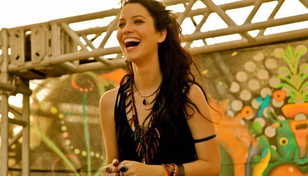 Nathalia Dill receberá uma indenização de R$ 80 mil da revista Playboy. O advogado da atriz, Ricardo Brajterman, alega que a revista foi condenada por publicar, em página dupla, uma foto sensual dela nua extraída do filme Paraísos Artificiais, na edição de dezembro de 2012
