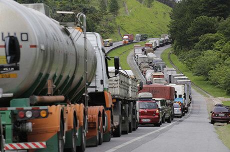Alto número de acidentes rendeu à estrada o apelido de "rodovia da morte"
