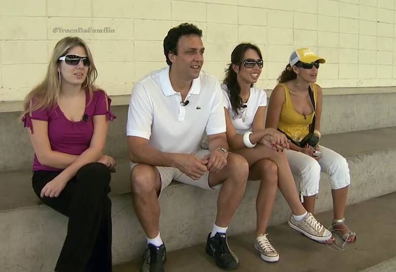 Pampa tinha uma vida bem confortável e uma bela casa. O convívio entre ele, sua filha Rafaella e Linda foi tranquilo no início, mas logo os problemas começaram a aparecer

+ Assista aos melhores momentos de Troca de Família desta terça-feira (2)

> Acesse o R7 Play e assista na íntegra a todos os programas da Record! Clique e experimente!
