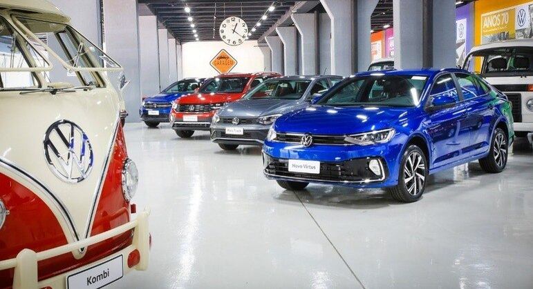 Garagem Volkswagen na fábrica da Anchieta conta com todos os modelos já fabricados no Brasil