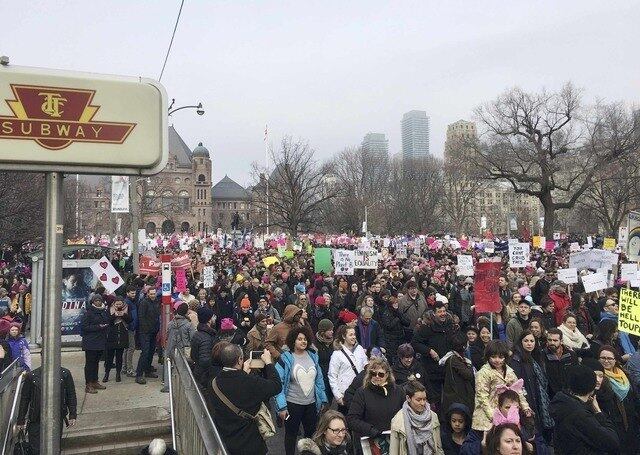 Além dos Estados Unidos, outro país da América do Norte que teve "Marcha das Mulheres" contra Trump foi o Canadá. Milhares de pessoas foram às ruas de Toronto, a cidade mais populosa do País, mostrar indignação contra o novo presidente norte-americano