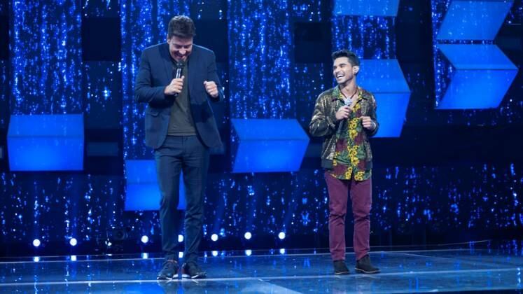 Dança Gatinho, Dança! O Faro não poderia perder a chance de dançar, né? Com José Ramos, que embalou o programa ao som de lambada, o apresentador fez uns passinhos