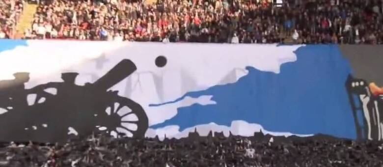 Mosaico feito pela torcida do Copenhague