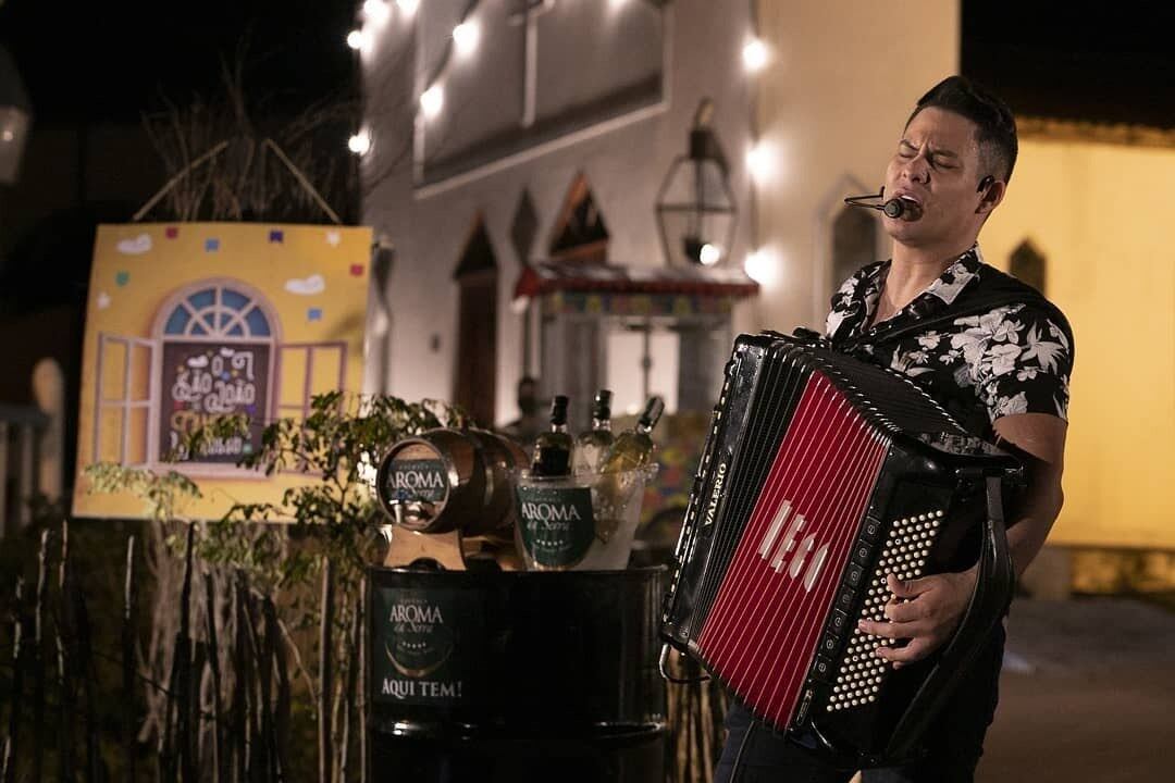 TV Correio faz live de abertura do Maior São João do Mundo