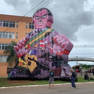 Polícia pediu pela retirada de boneco representando Jair Bolsonaro