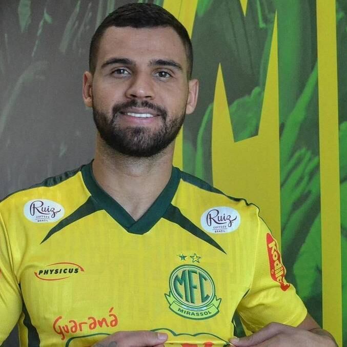 Lucão já está à disposição do técnico do Mirassol, Eduardo Baptista