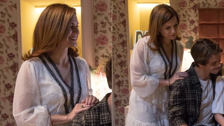 Até mesmo em um sonho de Mirela, a avó apareceu elegante com um vestido branco rendado
