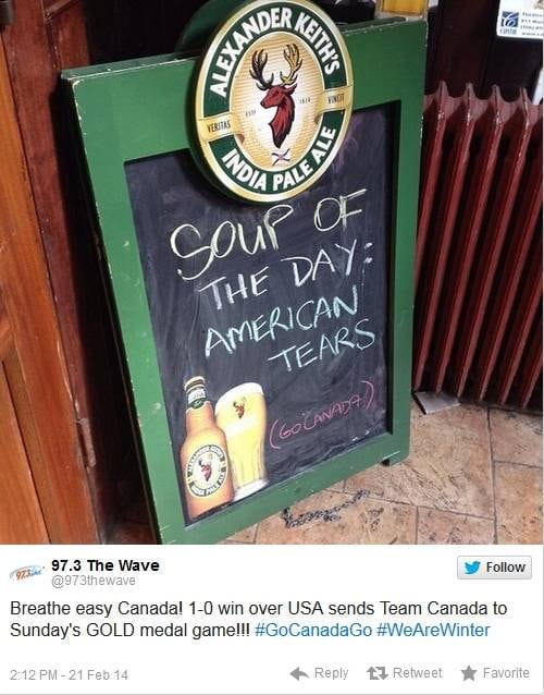 A vitória não foi tão devastadora, já que o jogo terminou em 1 a 0, mas, considerando que é a maior rivalidade de todo o hóquei, isso já é suficiente.

Este bar, por exemplo, dizia servir "Lágrimas de americanos", no lugar das sopas do dia!