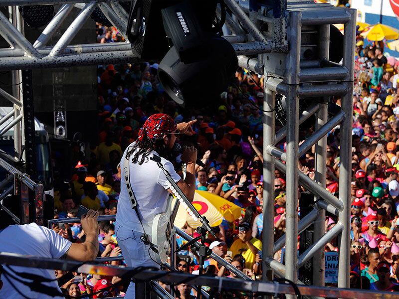 Bell fez uma verdadeira maratona de shows durante os dias de folia em Salvador