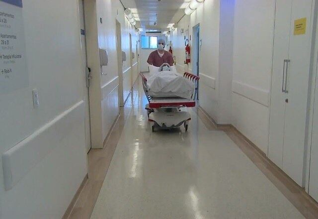 "É preciso, antes de mais nada, assim que se suspeita desse quadro, evitar o prolongamento dessa situação de exames e procedimentos que, muitas vezes, acabam não tendo sentido, função, nem resolução alguma", alerta o psiquiatra Rafael Natel Freire

O Domingo Espetacular vai ao ar todos os finais de semana, logo após a Hora do FaroAssista aos vídeos do Domingo Espetacular no PlayPlus.com