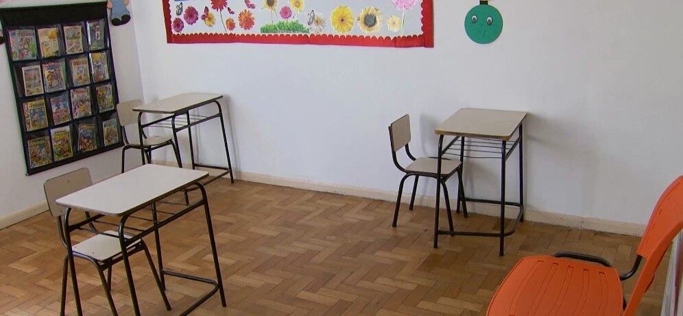 Professores farão assembleia na quarta-feira (08)