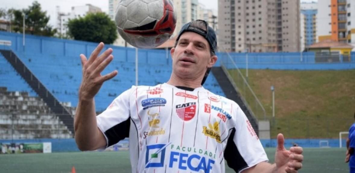 Túlio Maravilha - Foi contratado pelo Taboão da Serra para disputar o Paulista A3 em 2019. O Jogador de 49 anos atuou em quatro partidas e fez um gol. Túlio acumula mais de 30 clubes na carreira. Dentre eles estão: Fluminense, Corinthians e Botafogo, onde o atacante escreveu um
