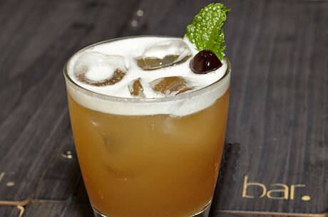 Ziggy Stardust é feito com licor de amêndoas e sai por R$ 37