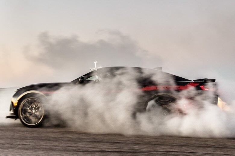 Como pacotes opcionais, o cliente pode adquirir por US$ 6.995 um jogo de rodas aro 20 da Hennessey com pneus Michelin Pilot Sport Cup 2; a outra por US$ 8.995, que vem com pacote Drag Pack, contando com pneus traseiros especiais para arrancadas, medindo 15/30 R20, e outras alterações mecânicas para aguentar a força das arrancadas