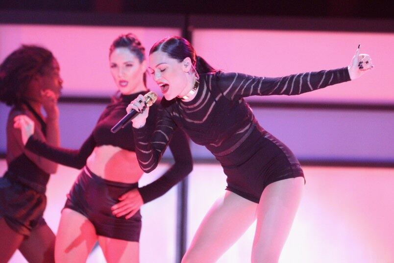 3º Masterpiece - Jessie J

Enquanto o título da música de Jessie J quer dizer "obra de arte", a Time considerou Masterpiece egocêntrica e que trata de conquistas "não ganhas"