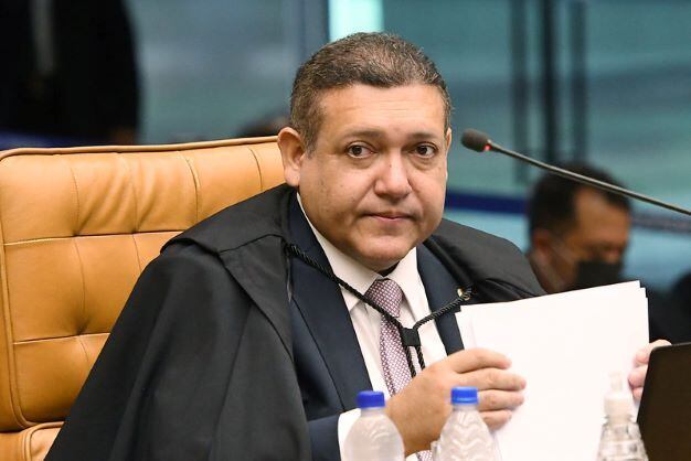 Ministro do STF Nunes Marques passou por procedimento médico neste domingo (7)