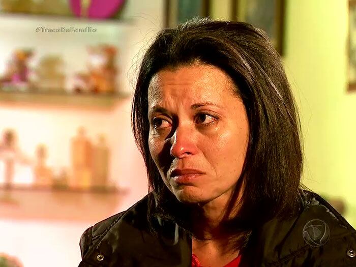 Para Claudia, o Troca de Família também foi bastante doloroso. Ela ficou dias sem o carinho dos filhos e começou a colocar regras na casa em que estava
> Acesse o R7 Play e assista na íntegra a todos os programas da Record! Clique e experimente!