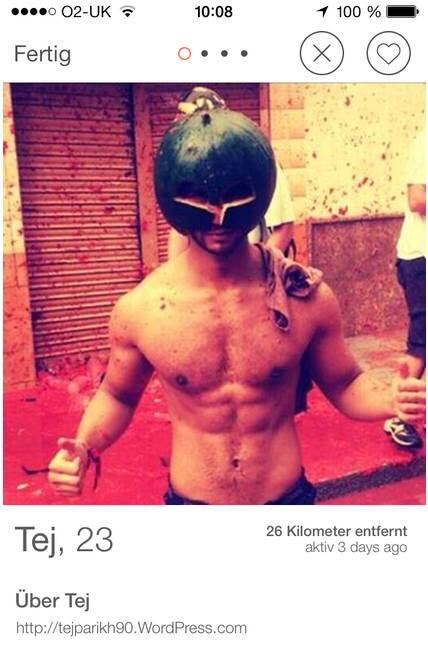 Um samurai com uma melancia na cabeça... Isso é muito comum, não é? Só que não...