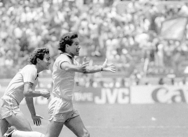O centroavante da Seleção era Careca. O atleta ainda jogava pelo São Paulo