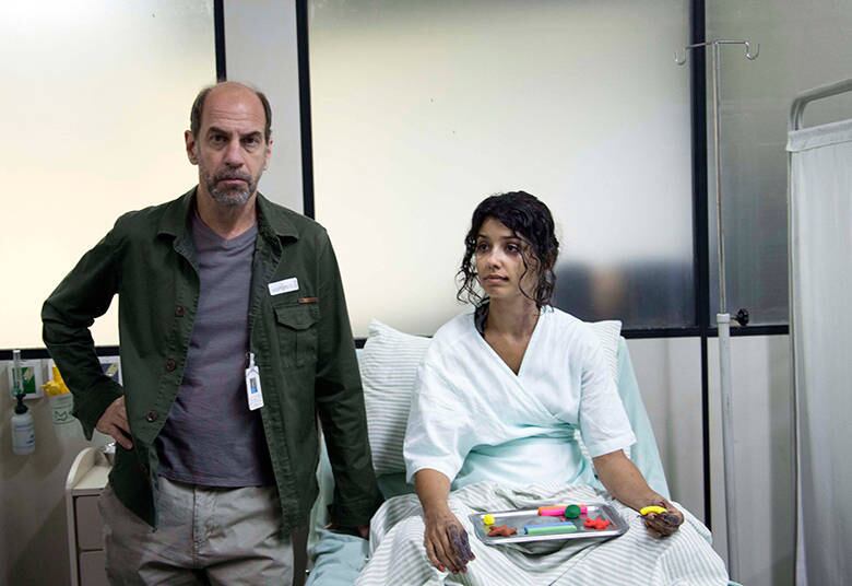 A série
continua no Rio de Janeiro e a narração contará novas histórias pessoais dos personagens
principais, cujas vidas sofrem interferência devido às exigências do trabalho

+ Não perca a nova temporada de Conselho Tutelar na tela da Record
