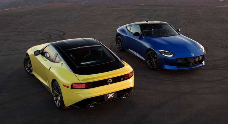 Bólido ganhou faróis em forma de gota e um capô longo e curvado para baixo