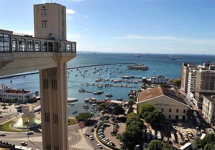 Em Salvador, o metro quadrado está avaliado em R$ 4.371 em média, valor que varia de acordo com o bairro, assim como em todas as capitais. Um apartamento de 90 m² custa, em média, R$ 393 mil

