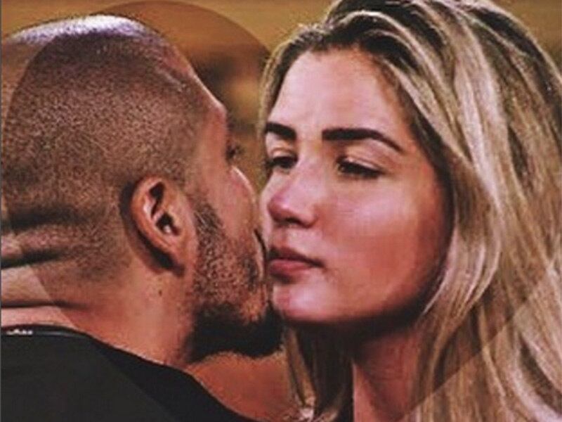 Aline e Fernando se conheceram durante o Big Brother Brasil 15  e viveram um triângulo amoroso no reality. Amanda era a terceira pessoa envolvida na história. Aline foi eliminada do BBB e Fernando, que tinha se envolvido com Amanda logo no comecinho do confinamento, voltou a se relacionar com a morena. Após o término do reality, Fernando e Aline se encontraram no Mais Você, apresentado por Ana Maria Braga, e ela disse que perdoava Fernando. Atualmente, os dois são pais do pequeno Lucca
