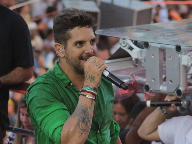Saulo Fernandes deixou a Banda Eva no ano passado após 11 anos e Felipe assumiu o posto