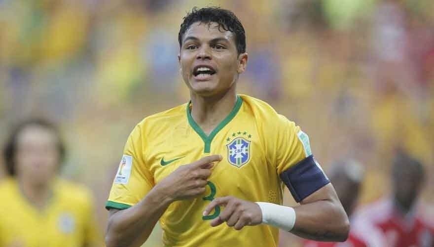 Tite compraria uma briga enorme. Mas é fã da liderança de Thiago Silva