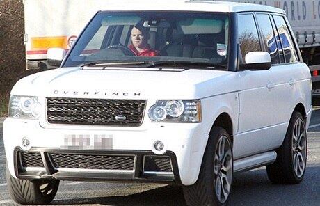 24. Wayne Rooney

Rooney foi flagrado dentro de um carro nada modesto andando pelas ruas de Manchester