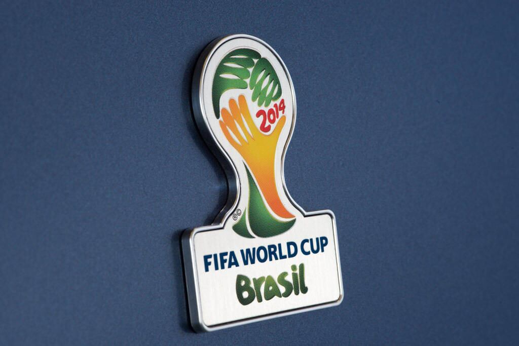 Além do módulo multimídia, a montadora sul-coreana fez várias mudanças específicas para a série Copa do Mundo Fifa