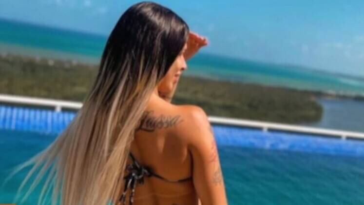 Amanda Leticia Dias Cardoso da Silva, de 25 anos, que foi assassinada a tiros na frente das filhas 