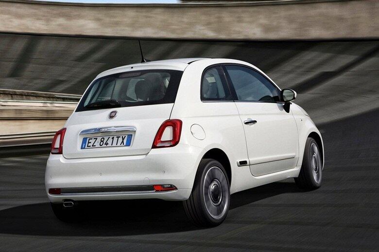 Já o câmbio pode ser de cinco ou seis marchas manuais e, ainda como opcional, a automatizada Dualogic