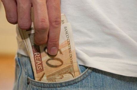 Salário mínimo terá reajuste de R$ 44 em 2019