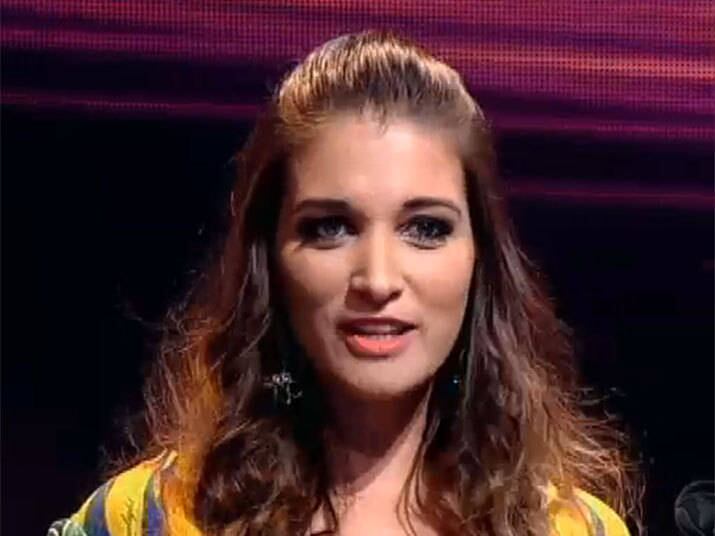 Cassiana explicou qual tipo de homem prefere, após apertar o totem para um dos rapazes que participou.

— Ele não faz meu estilo. E, se não faz meu estilo, tem que deixar com as meninas que curtiram. Gosto de homem marombado, com tatuagem

+ PARTICIPE DA ENQUETE E ELEJA A MAIS BONITA

+ Rafael Cortez: “Me assusto quando as mulheres ficam masculinas na relação”

+ Tainara descobre afinidade com Jorginho: "Temos algo em comum: ele é corinthiano"


