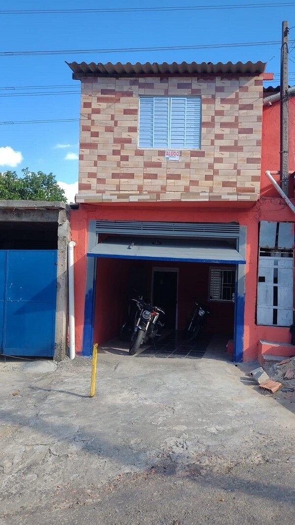 Três de quatro motos encontradas eram produto de roubos