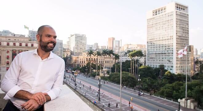 Três em cada 10 paulistanos conhecem Bruno Covas