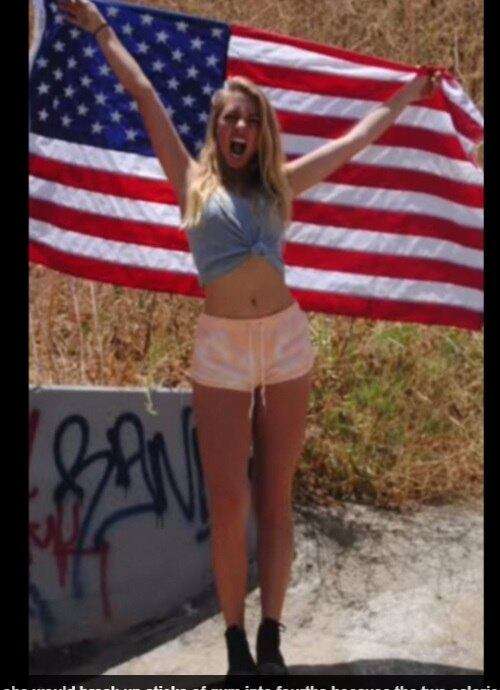 Ela se emociona ao contar que se tornou bulímica e anoréxica durante a escola e chegou até a beber álcool até vomitar, para conseguir emagrecer para virar modelo.

— Bebia álcool até conseguir vomitar. Eu queria perder peso e esse era o jeito mais fácil. Eu estava acabando comigo

