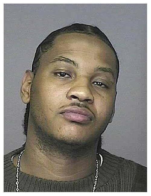 Carmelo Anthony, estrela da NBA, foi preso em 2008 sob suspeita de dirigir alcoolizado