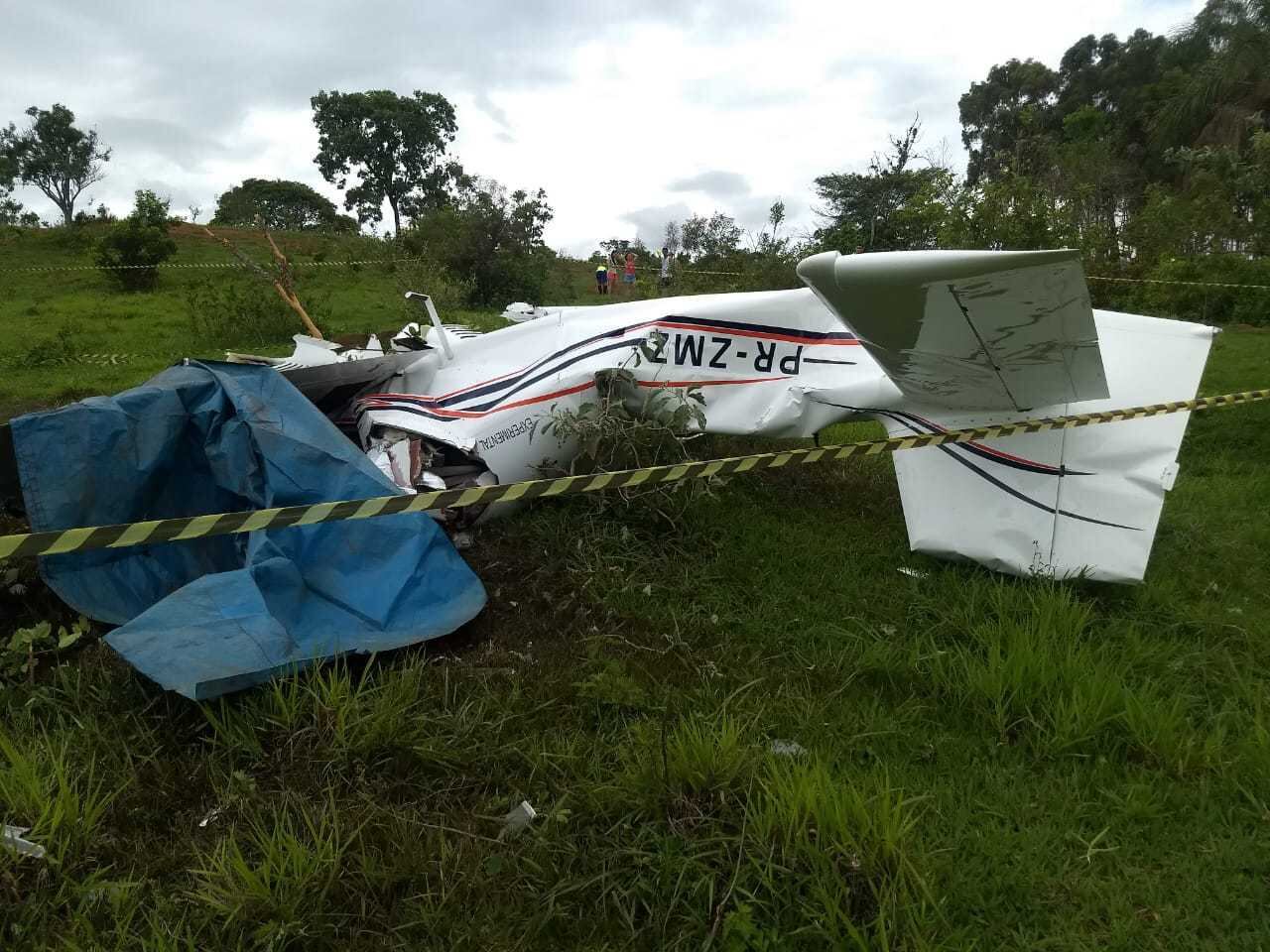 Aeronave ficou destruída com a queda