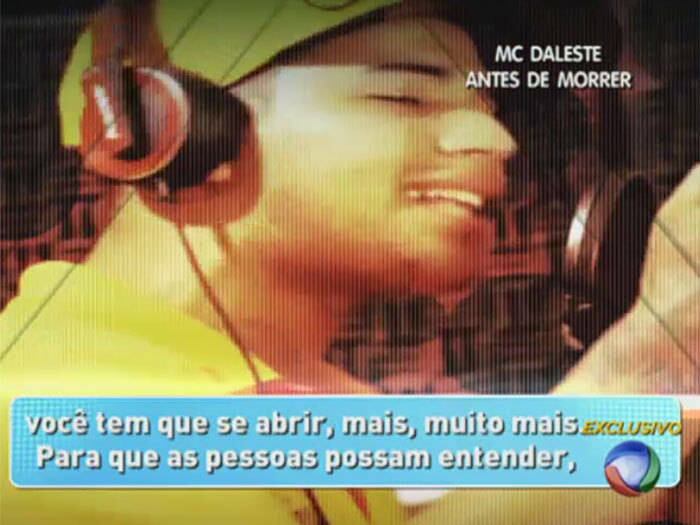 

Você tem que se abrir, mais, muito mais. Para que as pessoas possam
entender,



+ Aproveite e confira as matérias do programa Domingo Show

+ Já curtiu a página do Domingo Show no Facebook? É só clicar!

+ Siga o Domingo Show no Twitter e receba todas as notícias do programa
