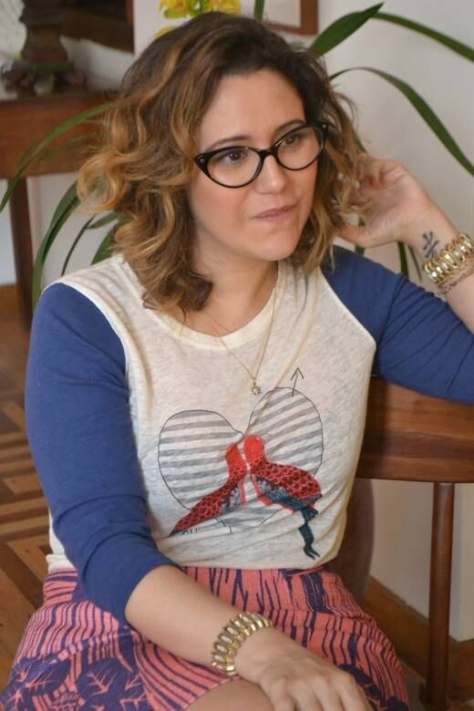 Maria Rita atende fãs à distância por recomendação médica