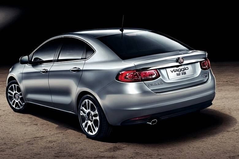 Só que o Viaggio terá outro nome no Brasil, até para não causar polêmica. E tem tudo para resgatar o nome Tempra, que batizou o sedã de maior sucesso da Fiat por aqui. Se os planos se confirmarem, o novo Tempra herdará a plataforma moderna (e maior) do Dart, podendo brigar em igualdade com os sedãs médios, como Civic e Corolla
Saiba tudo sobre carros! Acesse R7.com/carros